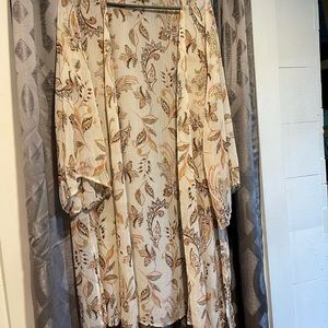 Boutique paisley kimono